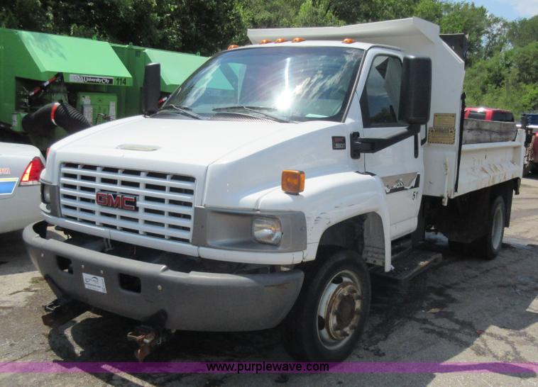 image for item G3624 2003 GMC C5 dump truck