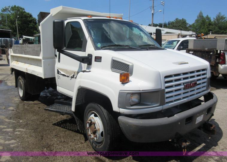image for item G3624 2003 GMC C5 dump truck