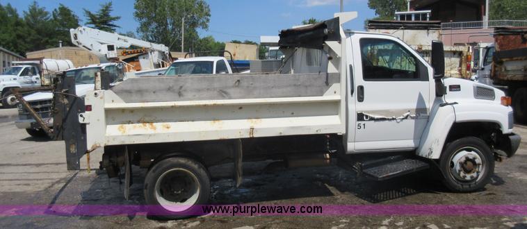 image for item G3624 2003 GMC C5 dump truck