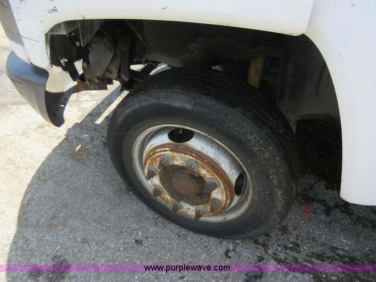 image for item G3624 2003 GMC C5 dump truck