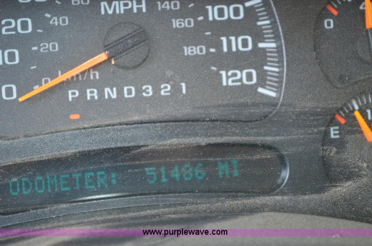 image for item G3625 2006 Chevrolet Silverado 2500HD Crew Cab pickup truck