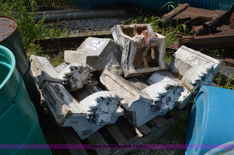 image for item G3629 (6) stone decorative lions