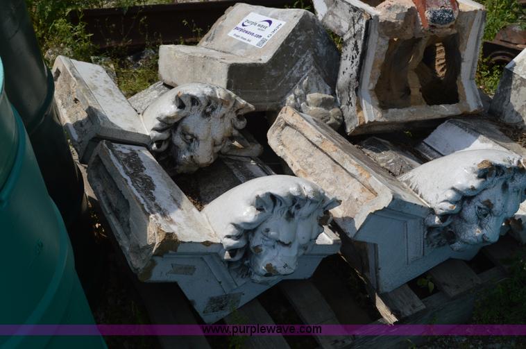 image for item G3629 (6) stone decorative lions