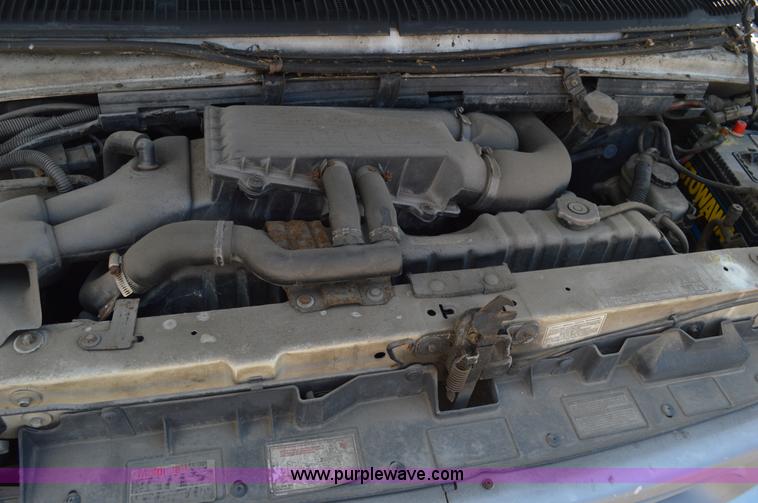 image for item G3633 1994 Ford Econoline E350 bus