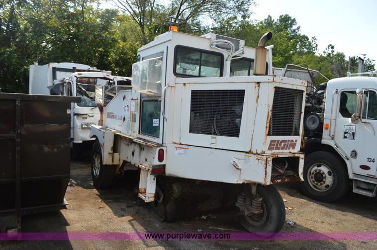 image for item G3635 Elgin street sweeper