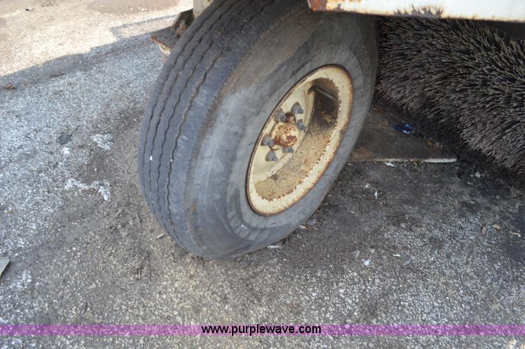 image for item G3635 Elgin street sweeper