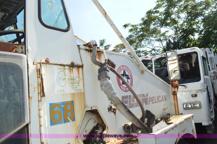 image for item G3635 Elgin street sweeper