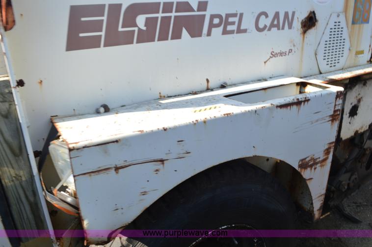 image for item G3635 Elgin street sweeper