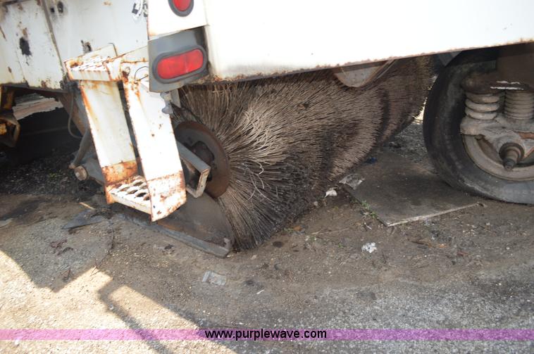image for item G3635 Elgin street sweeper