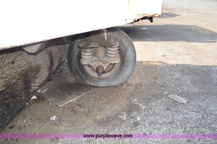 image for item G3635 Elgin street sweeper