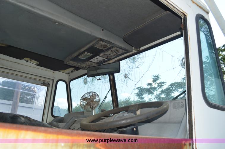 image for item G3635 Elgin street sweeper