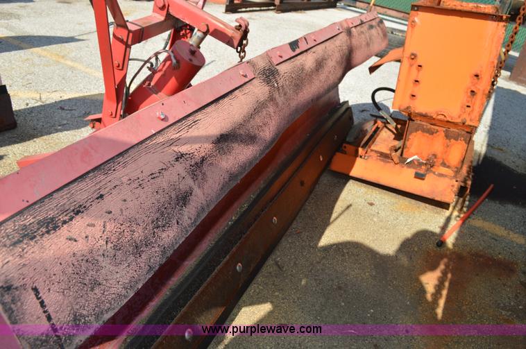 image for item G3638 7.5'W snow plow