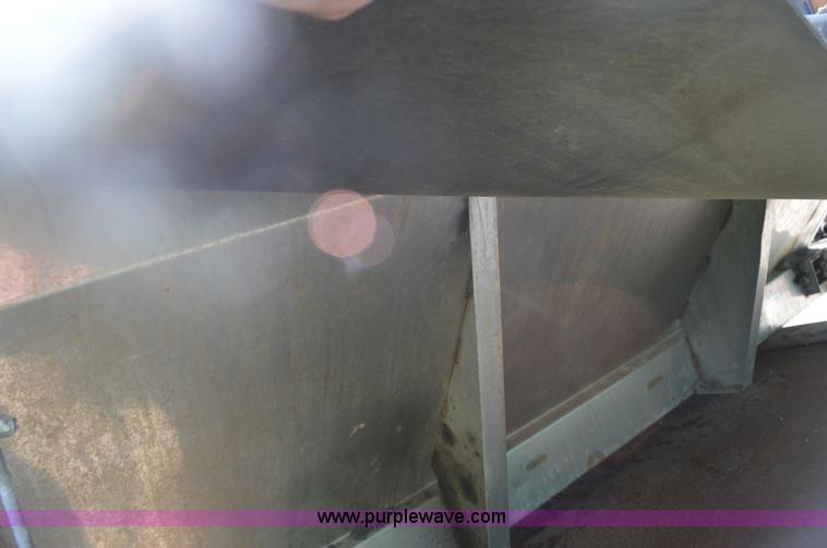 image for item G3639 Air-Flo stainless steel salt spreader