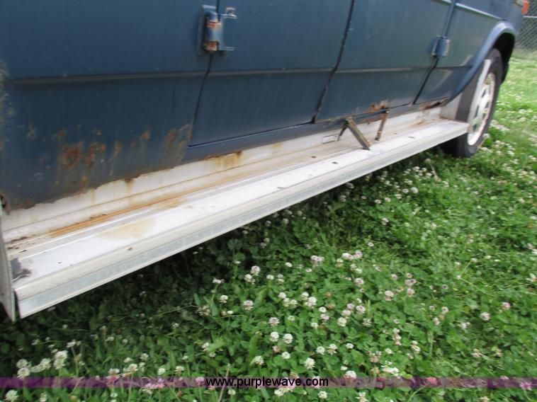 image for item H4584 1991 Chevrolet van