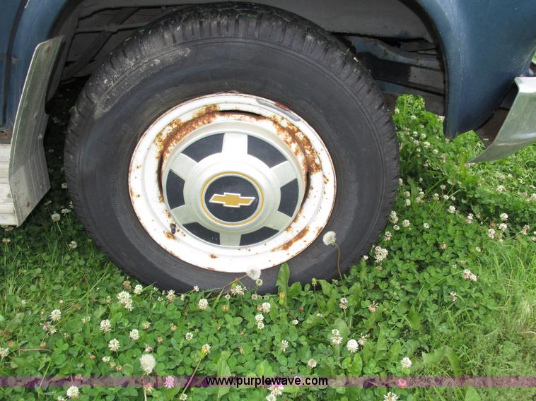 image for item H4584 1991 Chevrolet van