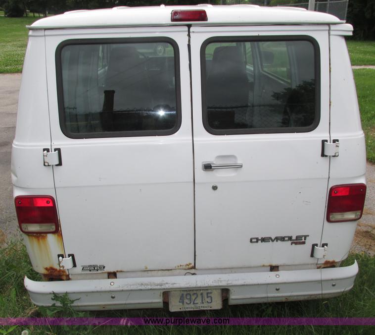 image for item H4585 1995 Chevrolet G10 van