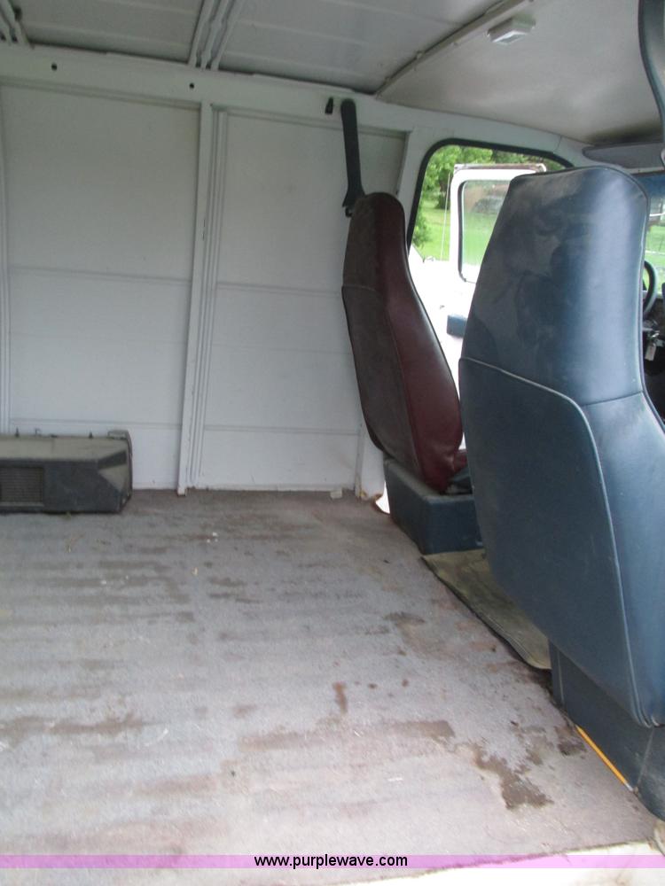 image for item H4585 1995 Chevrolet G10 van