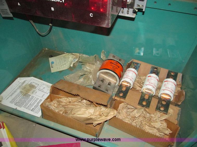 image for item H4602 1993 Onan 350DFCC generator