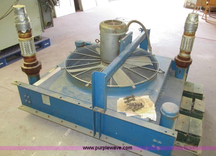 image for item H4602 1993 Onan 350DFCC generator