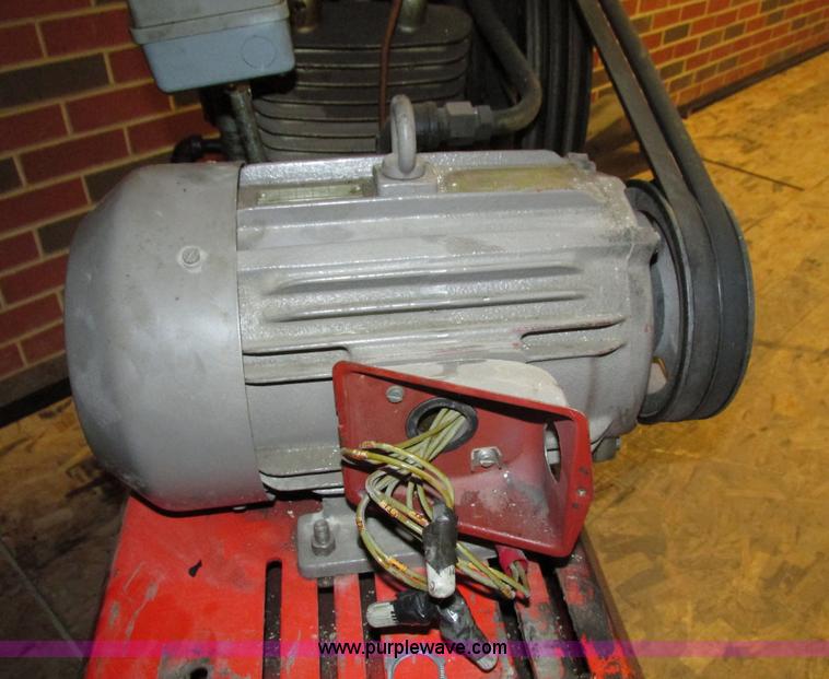 image for item H4609 Devilbiss air compressor