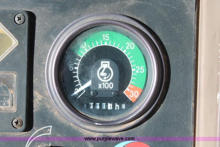 image for item H5830 1994 John Deere 310D backhoe