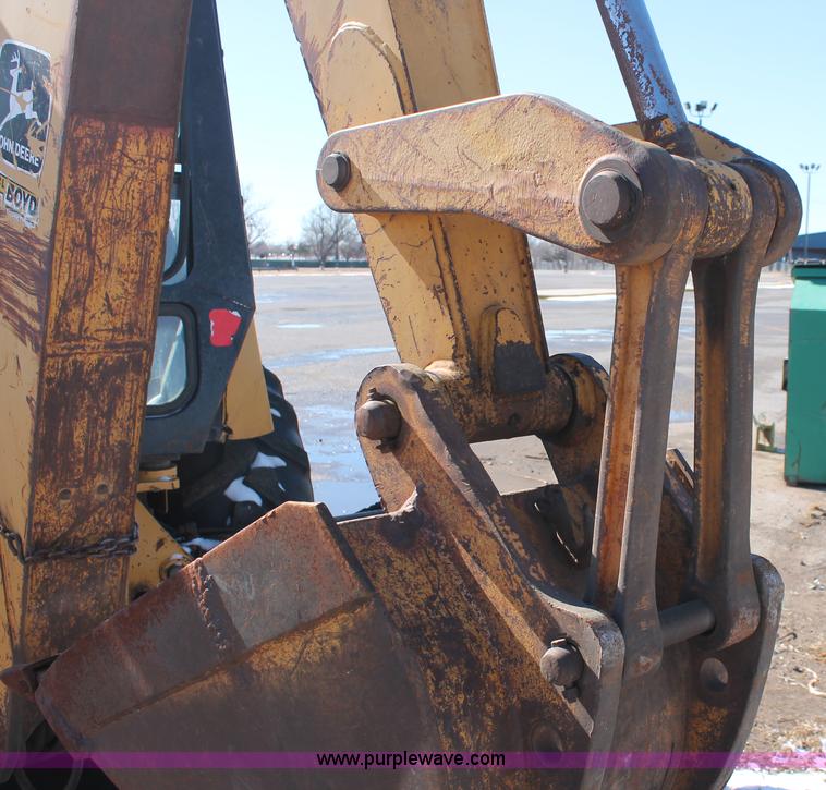 image for item H5830 1994 John Deere 310D backhoe