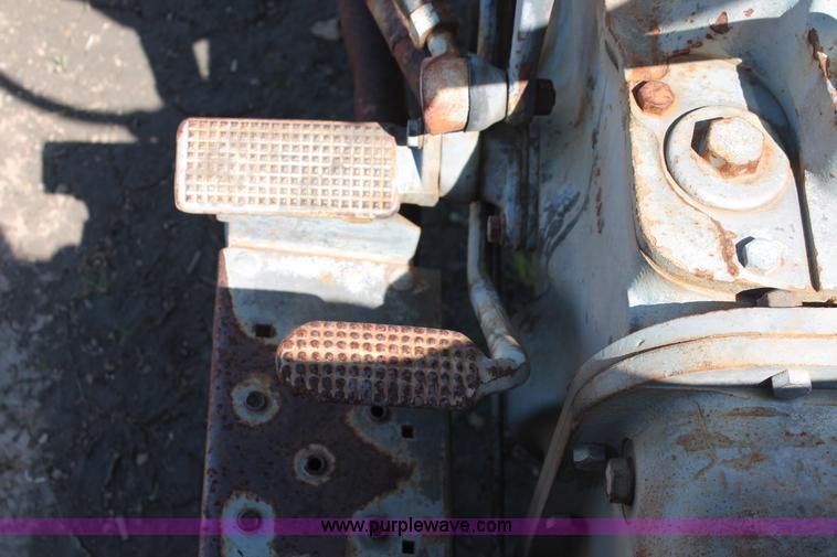 image for item H5831 1971 Massey-Ferguson 135 tractor