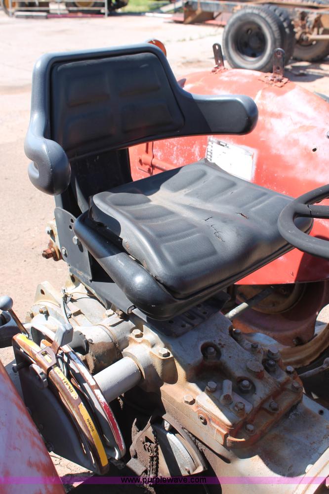 image for item H5831 1971 Massey-Ferguson 135 tractor