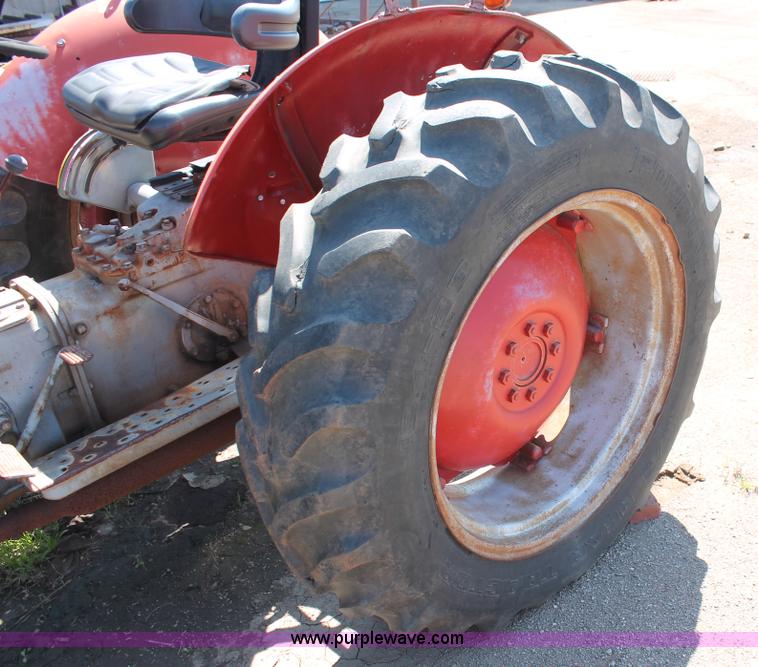 image for item H5831 1971 Massey-Ferguson 135 tractor