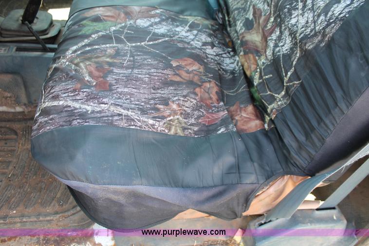 image for item H5836 1994 Chevrolet 2500 pickup truck