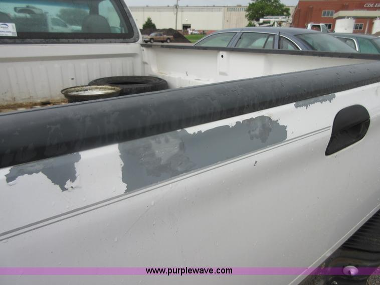 image for item I2077 1998 Ford F150 pickup truck