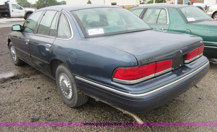 image for item I2078 1997 Ford Crown Victoria Police Interceptor