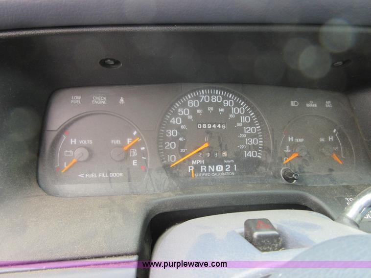 image for item I2078 1997 Ford Crown Victoria Police Interceptor