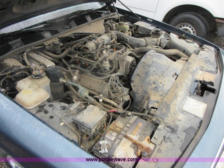 image for item I2078 1997 Ford Crown Victoria Police Interceptor