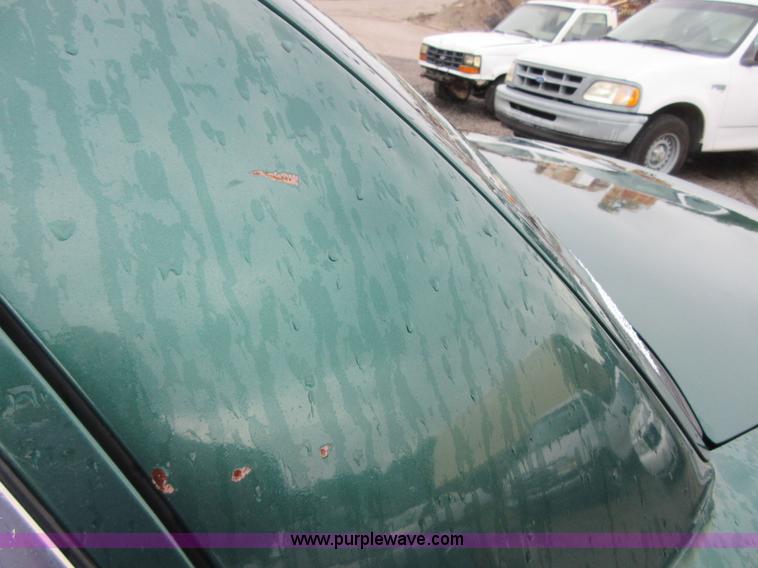 image for item I2079 2001 Ford Crown Victoria Police Interceptor