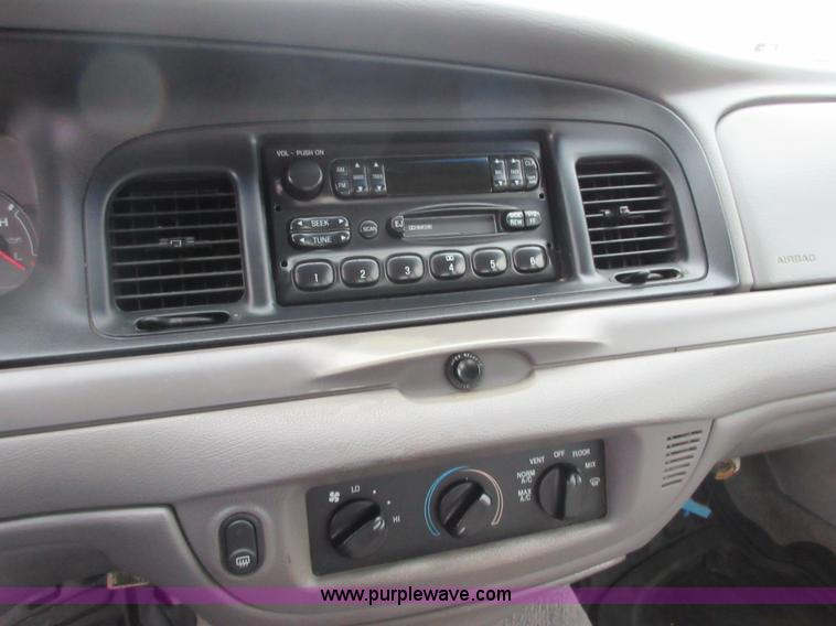 image for item I2079 2001 Ford Crown Victoria Police Interceptor