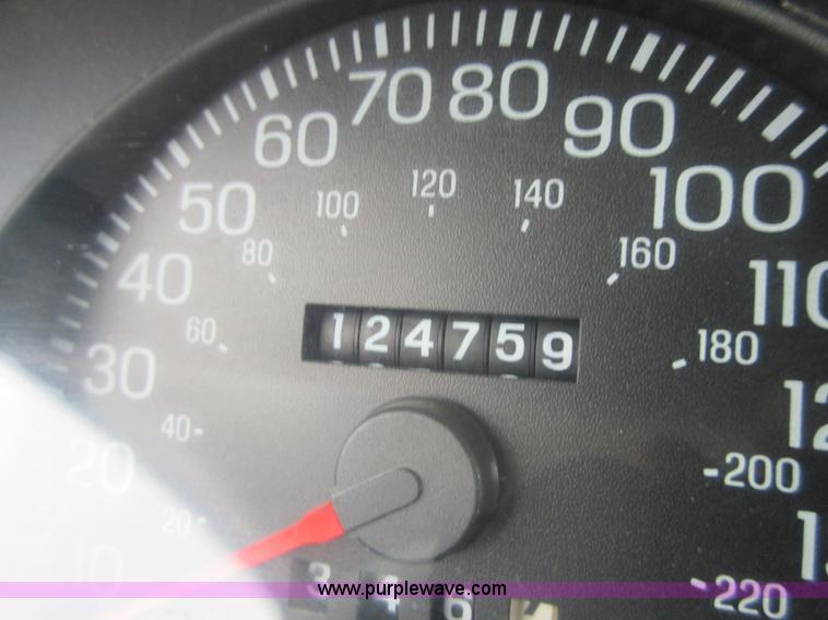 image for item I2079 2001 Ford Crown Victoria Police Interceptor