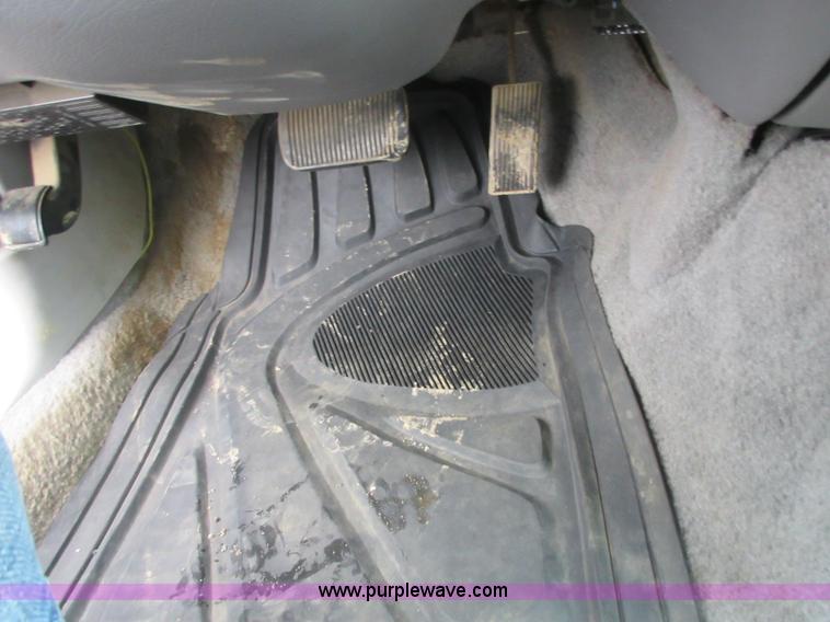 image for item I2079 2001 Ford Crown Victoria Police Interceptor