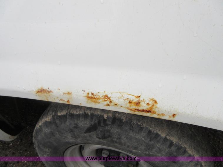 image for item I2085 1996 Chevrolet 1500 pickup truck