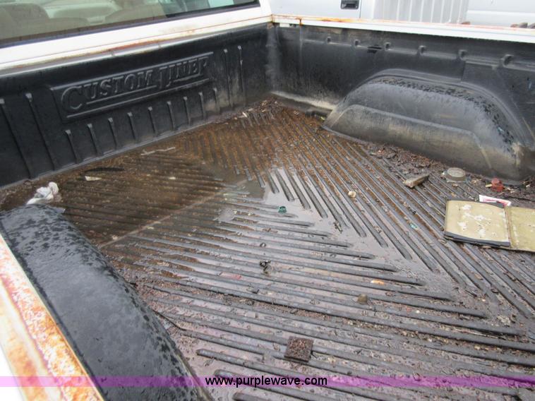 image for item I2085 1996 Chevrolet 1500 pickup truck