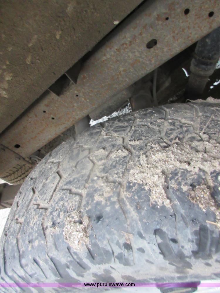 image for item I2085 1996 Chevrolet 1500 pickup truck