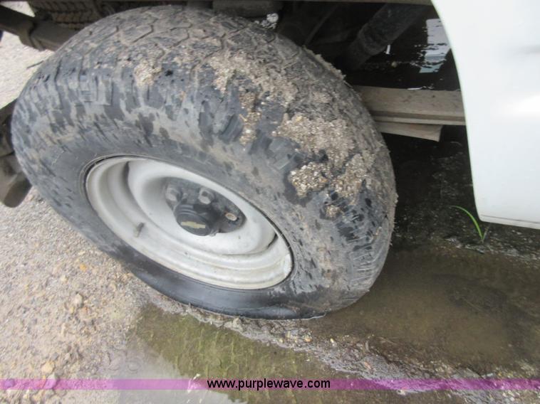 image for item I2085 1996 Chevrolet 1500 pickup truck