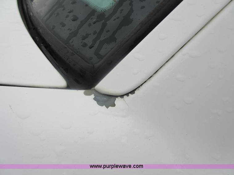 image for item I2086 2004 Ford Crown Victoria Police Interceptor