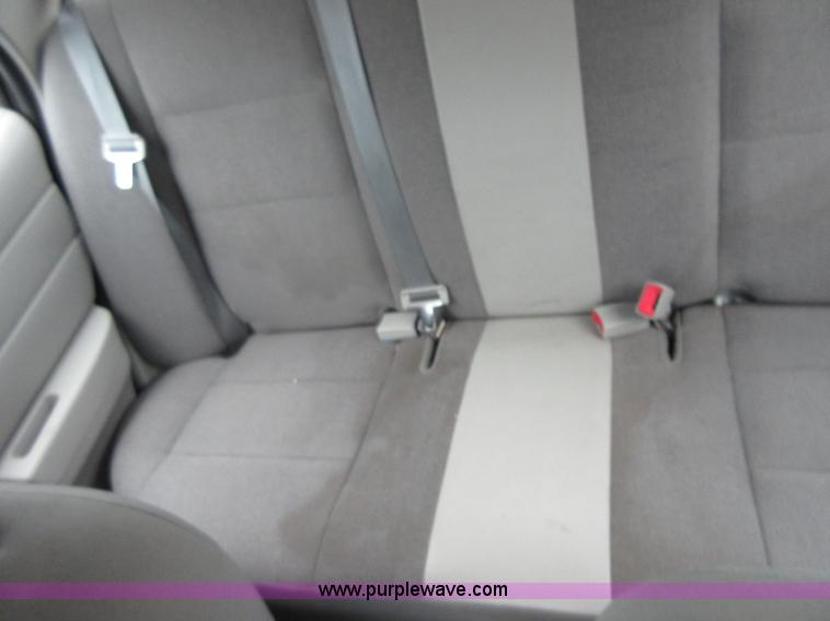 image for item I2086 2004 Ford Crown Victoria Police Interceptor