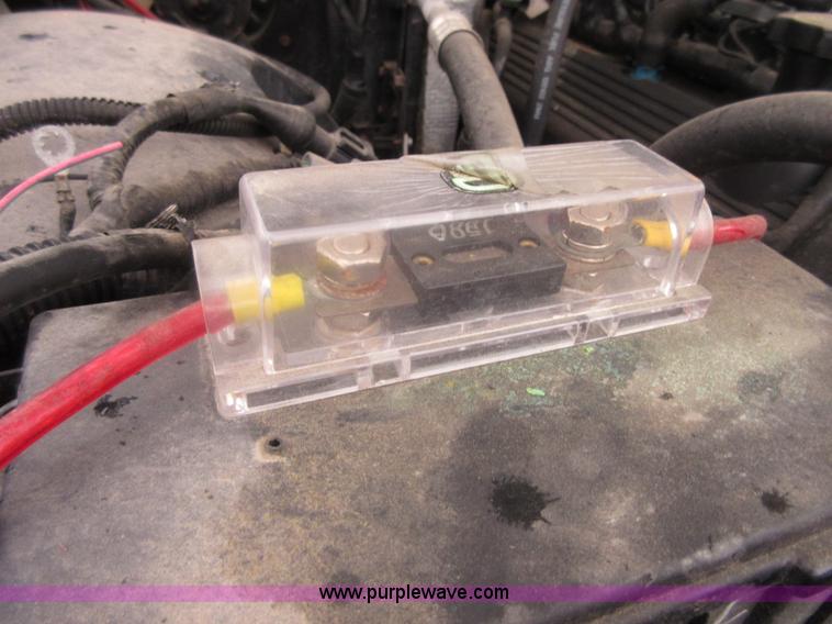 image for item I2086 2004 Ford Crown Victoria Police Interceptor