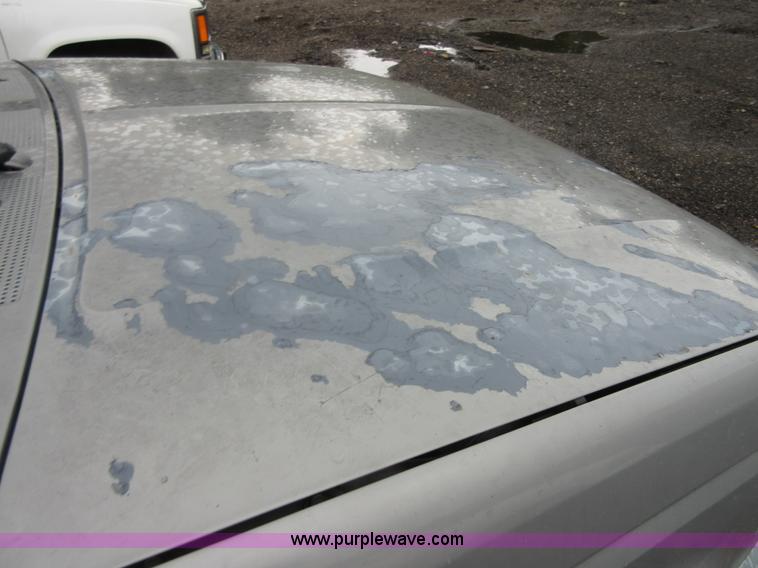 image for item I2087 1992 Ford F150 pickup truck