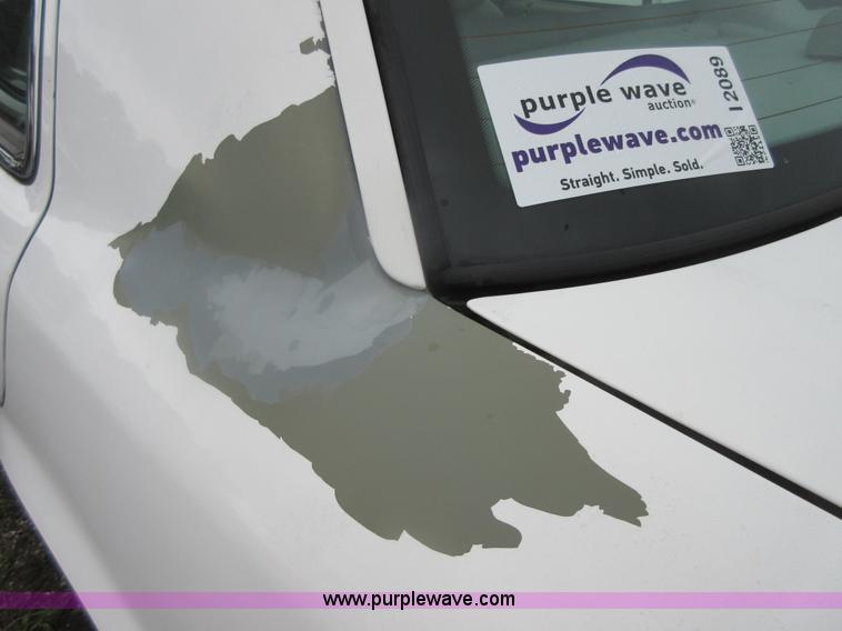 image for item I2089 2006 Ford Crown Victoria Police Interceptor