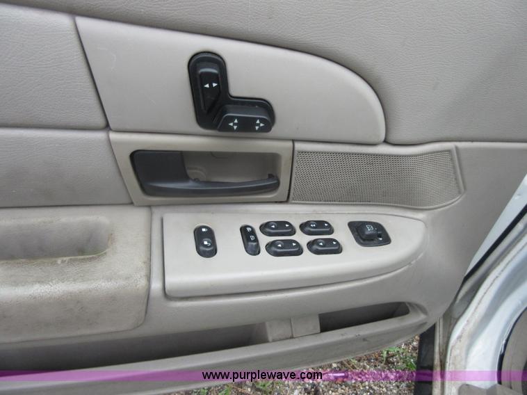 image for item I2089 2006 Ford Crown Victoria Police Interceptor