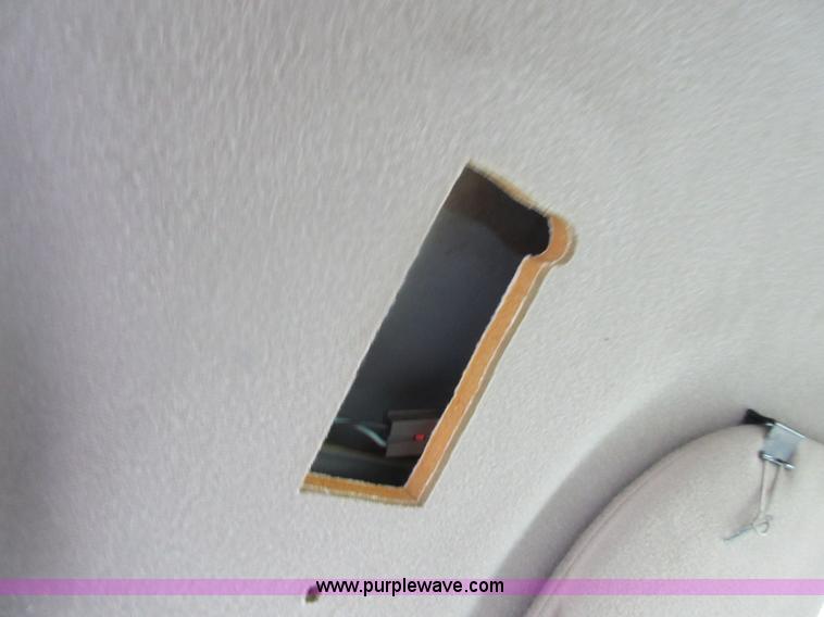 image for item I2089 2006 Ford Crown Victoria Police Interceptor