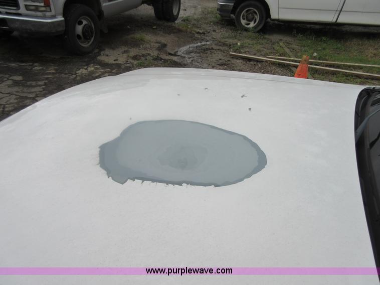 image for item I2091 2010 Ford Crown Victoria Police Interceptor